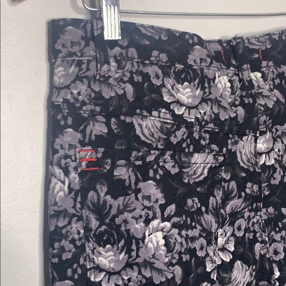 Urban Outfitters BDG High Waist Black Floral Jeans - Picture 12 of 15